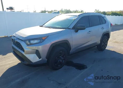 2019 Toyota Rav4 Le z USA, uszkodzony, nr VIN 2T3H1RFV8KW034743